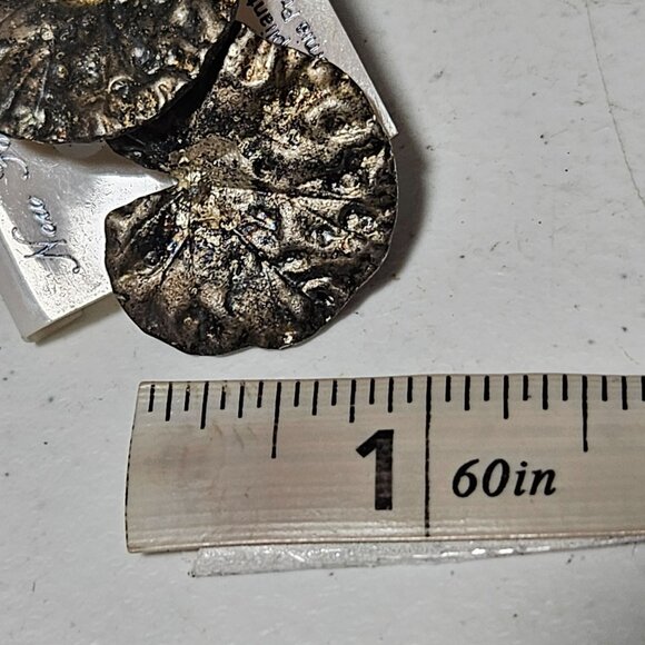 New Fashion Lily Pad Statement Earrings Textured Gold Tone Modern Jewelry Women - Picture 3 of 3